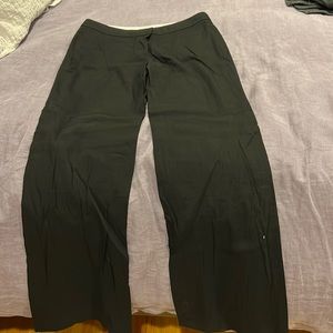 Elie Tahari size 10 wide leg black pants